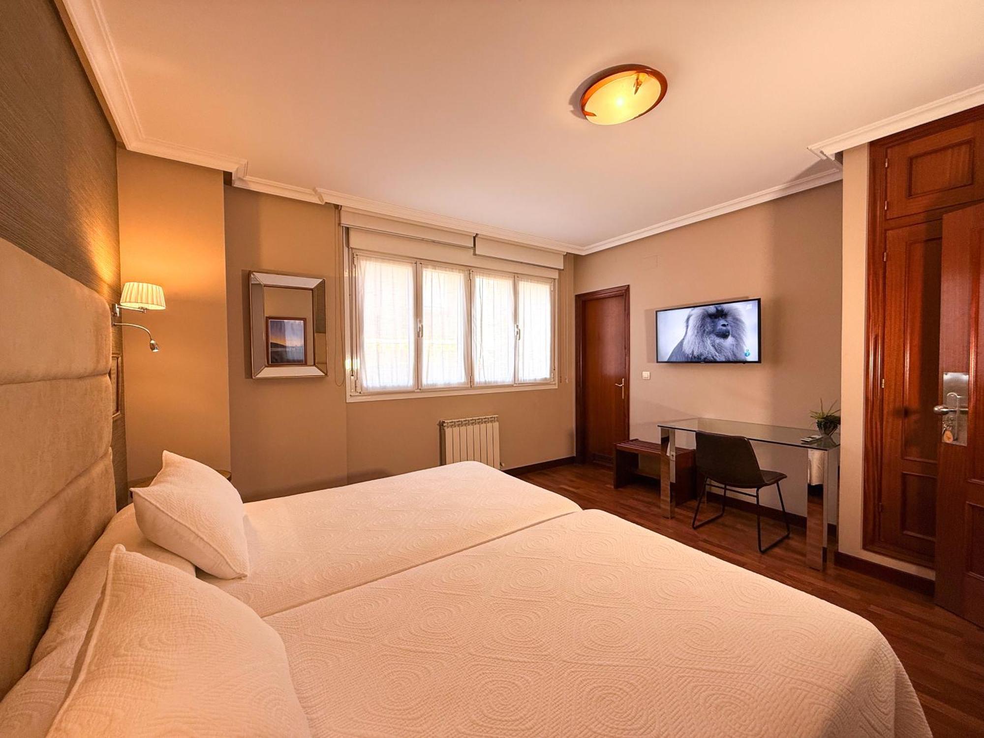 Hotel Verdemar Рибадеселья Экстерьер фото